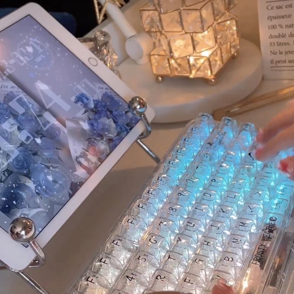 Meet your Posher, Jolene - Picture 1 of 1